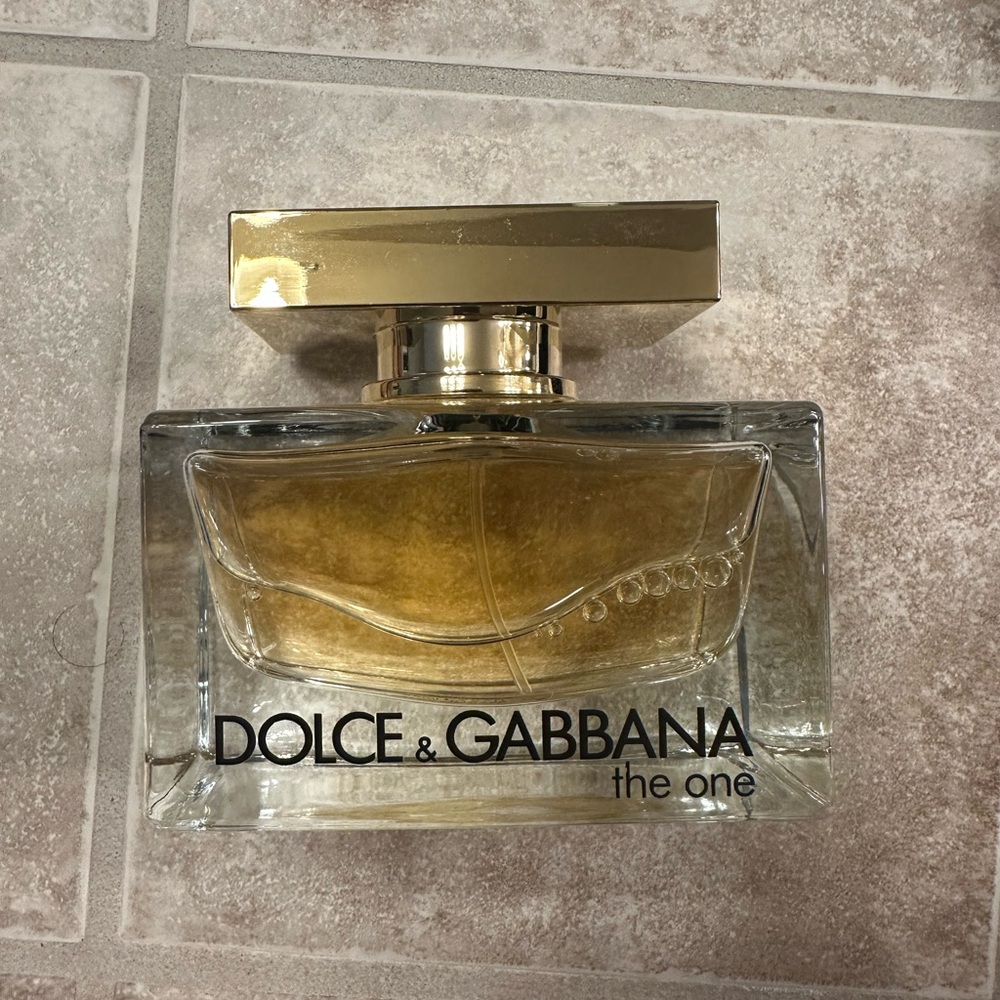Dolce & Gabbana The One with Gold Cap